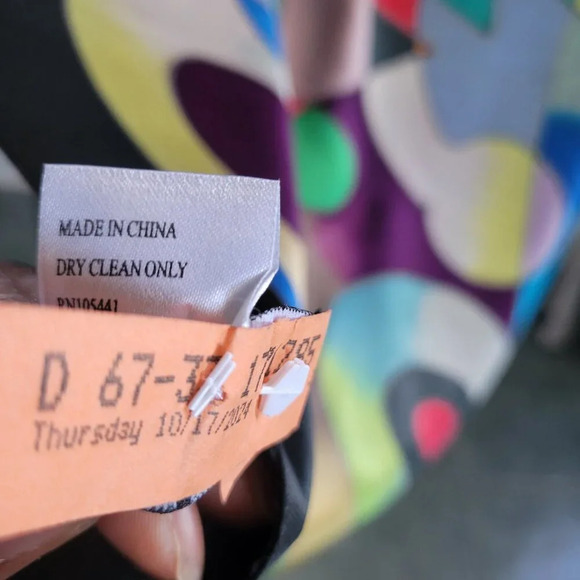 L.J. Bamboo 100% Silk Pashmina Abstract Colorful Scarf - Picture 4 of 8